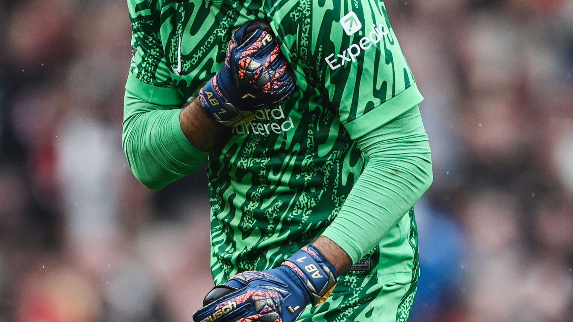 赛一步步踢 赛一步步踢